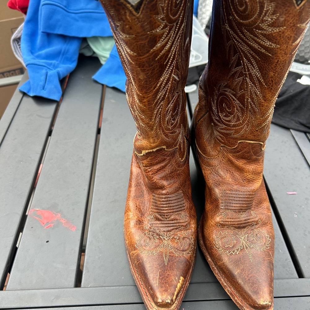 Justin Boots Brown Heeled Boots